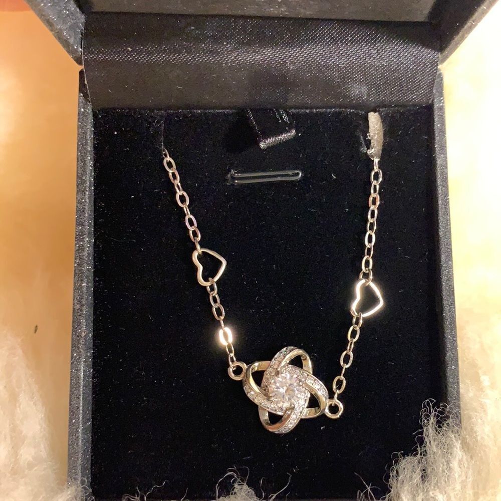Eternal love sterling silver heart bracelet